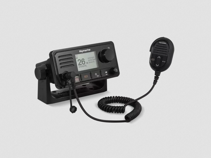 Raymarine Ray73 VHF Radio